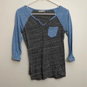 Baseball tee